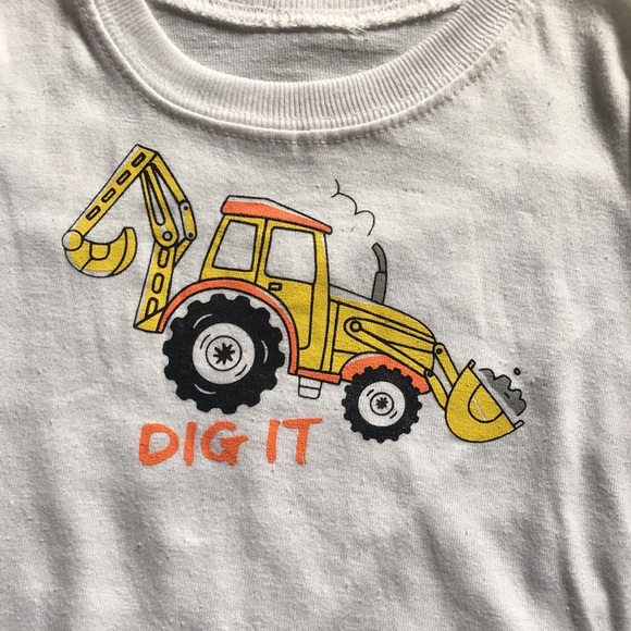 NWT Swiggles Marching Yellow Tractor Outfit Short Sleeve Top and Shorts - Picture 2 of 3